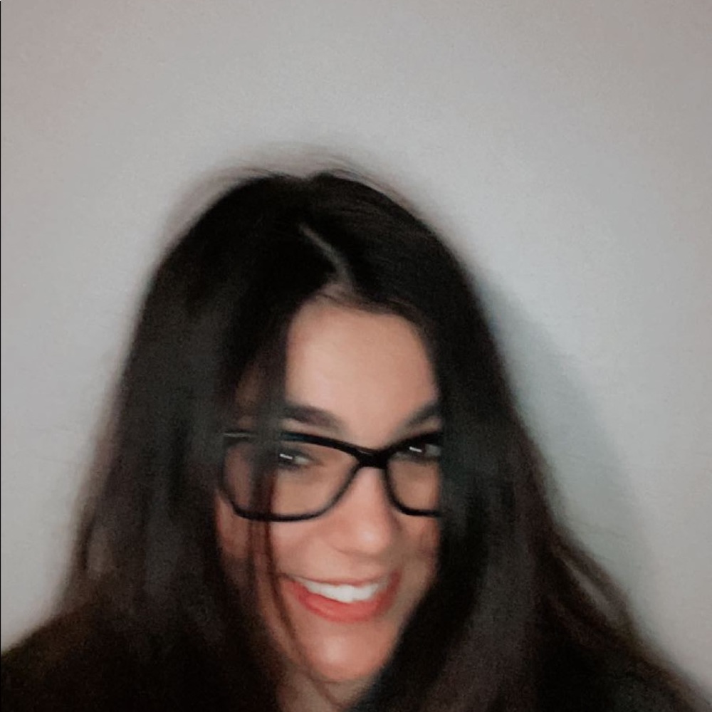 Meet your Posher, Lauren